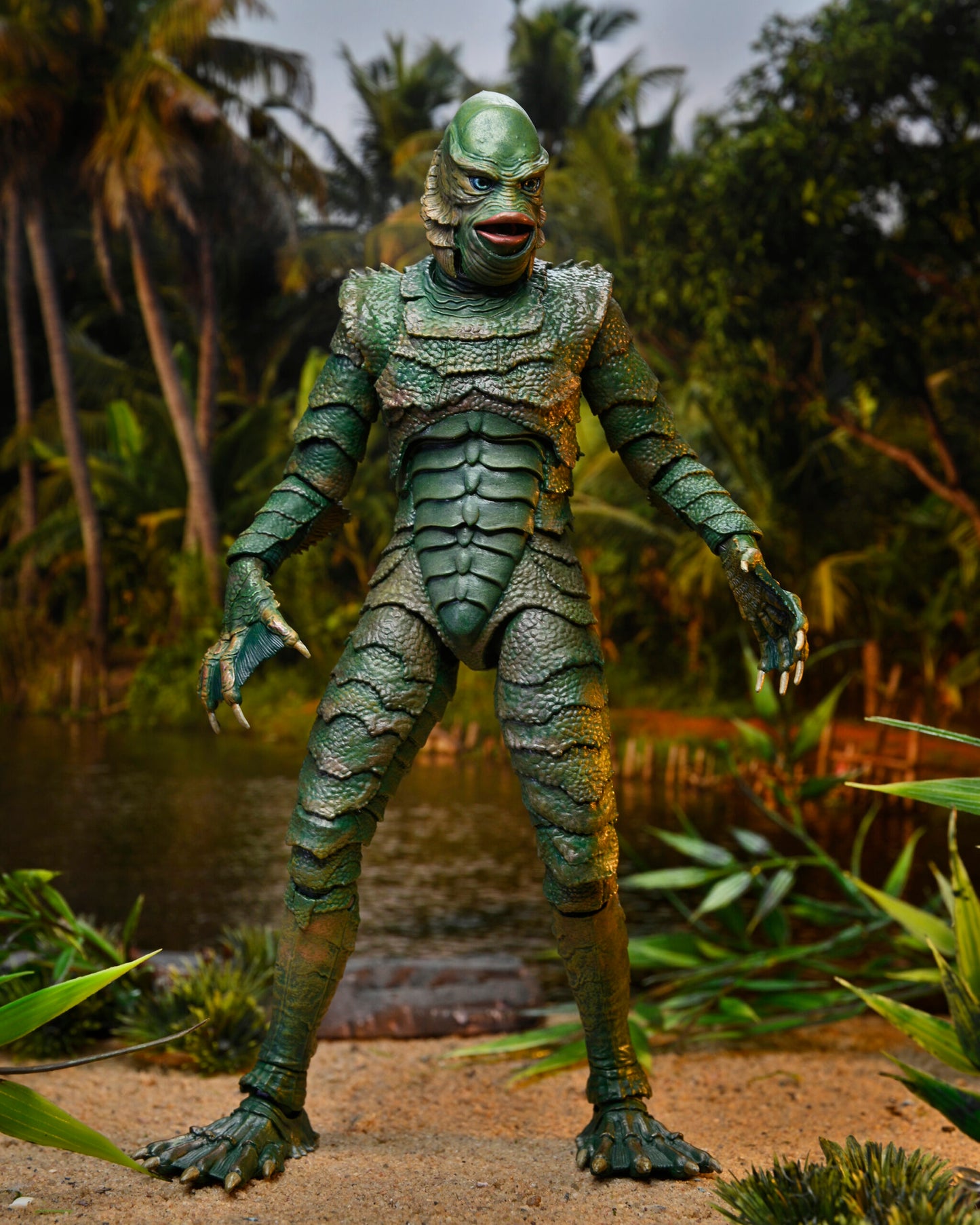 N.E.C.A - Universal Monsters  7” Scale Action Figure – Ultimate Creature from the Black Lagoon (Color)