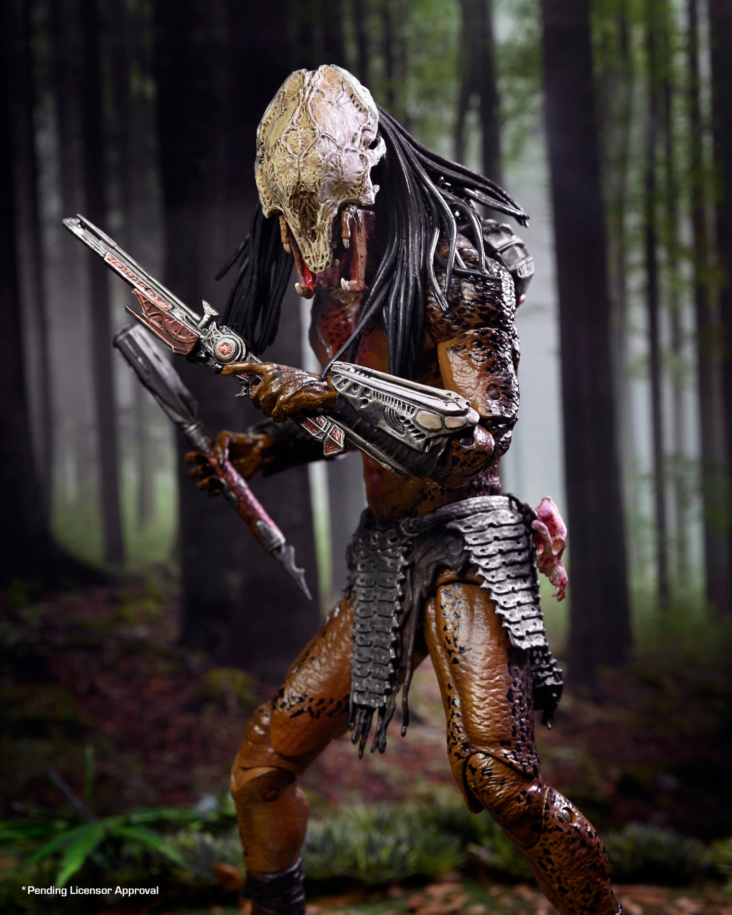 NECA - Prey 7” Scale Action Figure – Ultimate Feral Predator