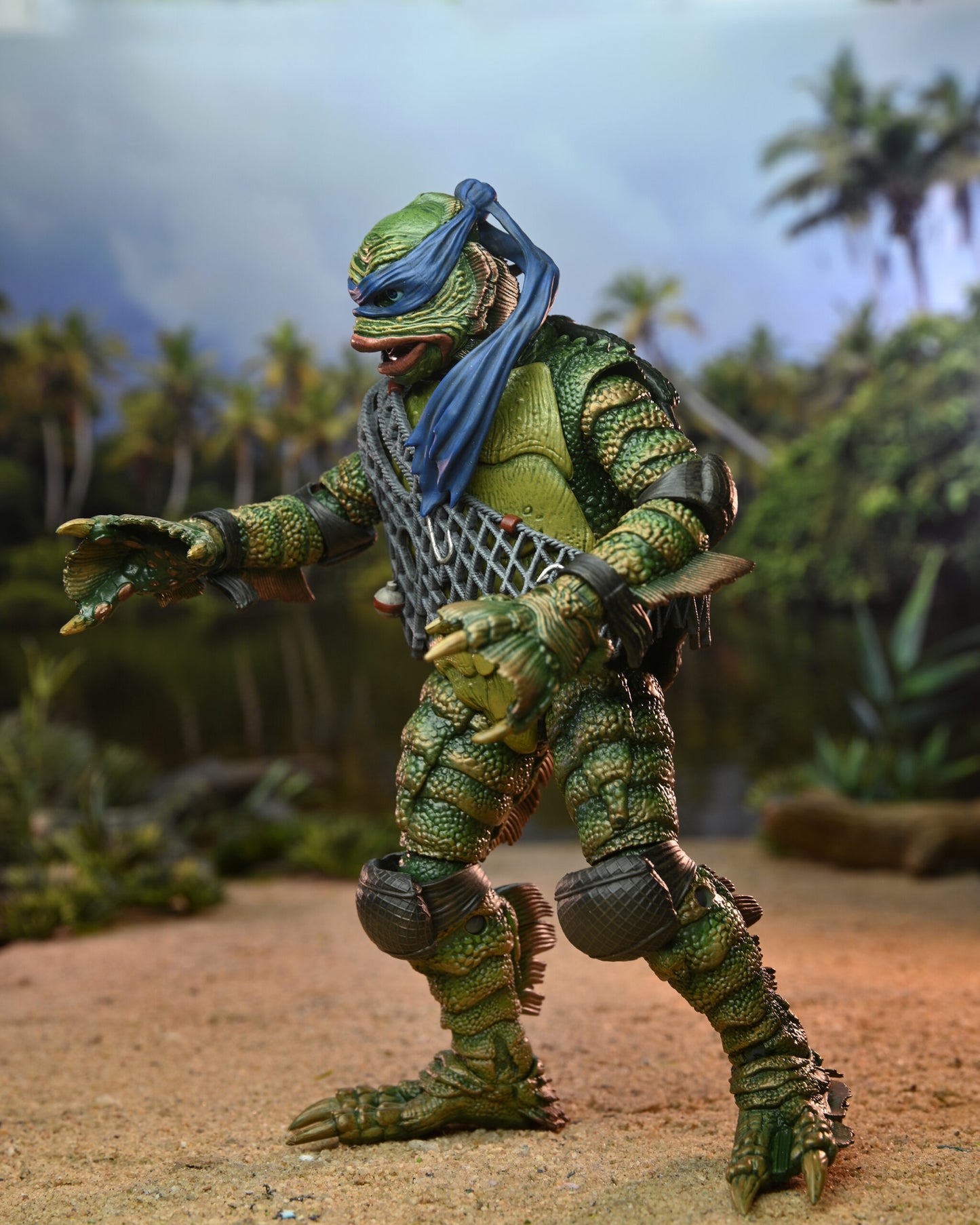 NECA - Universal Monsters/Teenage Mutant Ninja Turtle – Ultimate Leonardo as the Creature