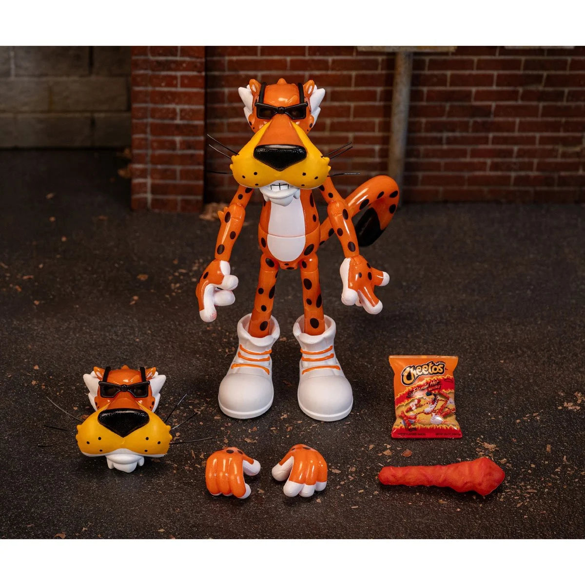 Jada Toys - Cheetos Chester Cheetah Flamin' Hot Glow-in-the-Dark