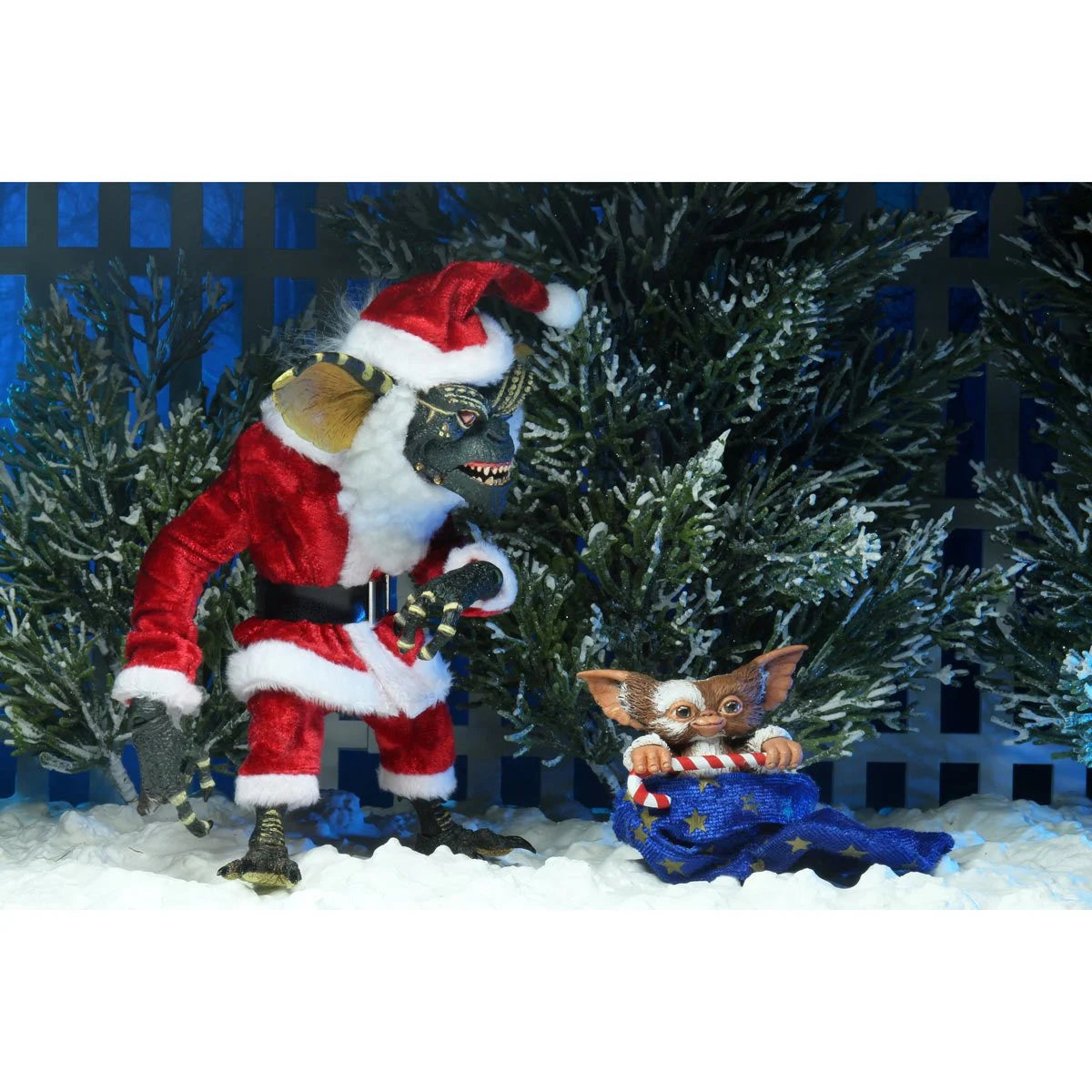 NECA - Gremlins Ultimate Santa Stripe and Gizmo 7-Inch Scale Action Figure 2-Pack