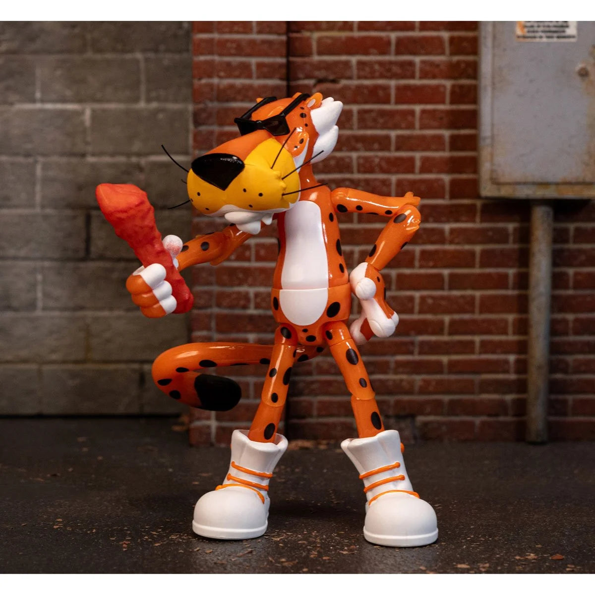 Jada Toys - Cheetos Chester Cheetah Flamin' Hot Glow-in-the-Dark