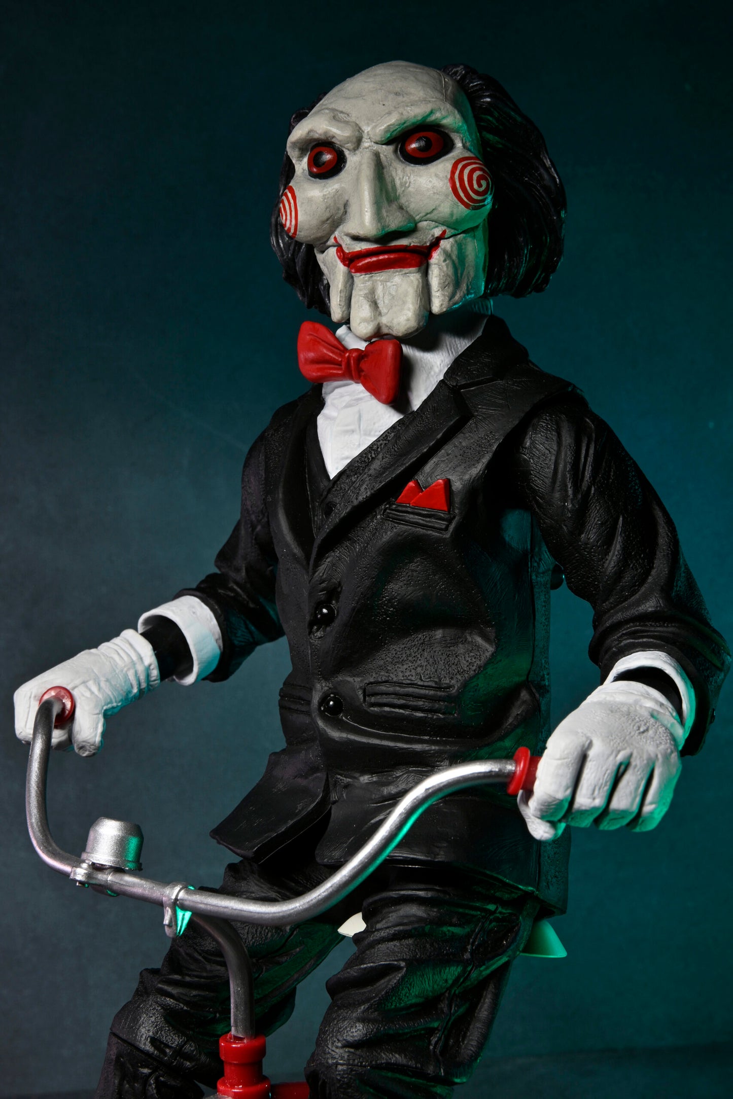 NECA - SAW Billy The Puppet with Tricycle 12 inches.