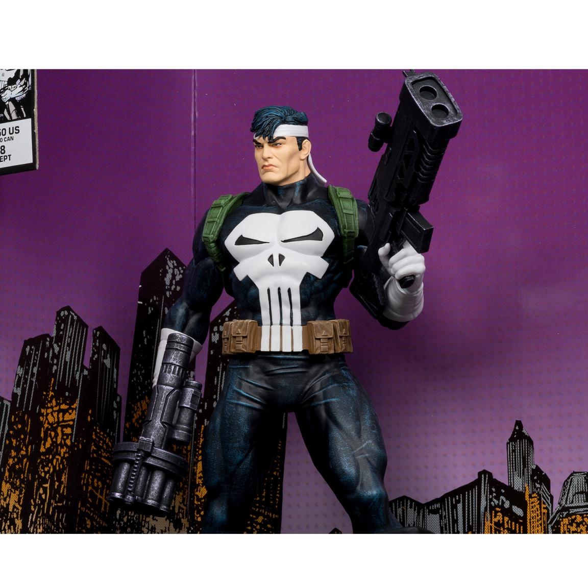 McFarlane Toys Marvel Collection -  The Punisher War Journal -  The Punisher (Issue 8) 1:6th Scale Figure