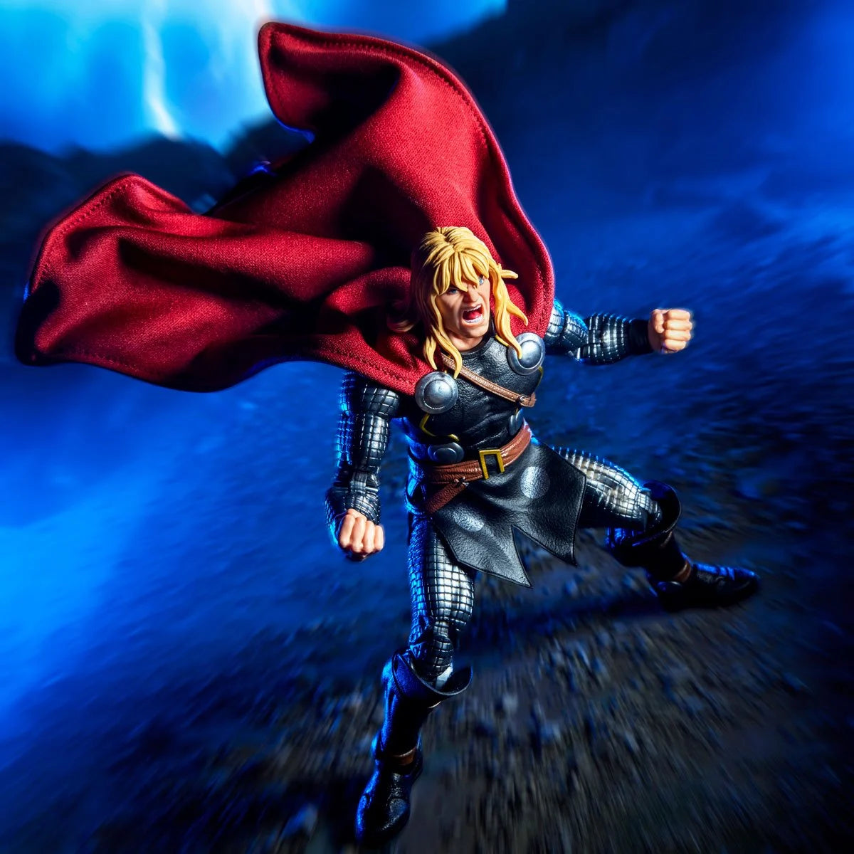 Pre-Order: Marvel Legends - Maximum Series - Thor - 6 Inch Action Figure