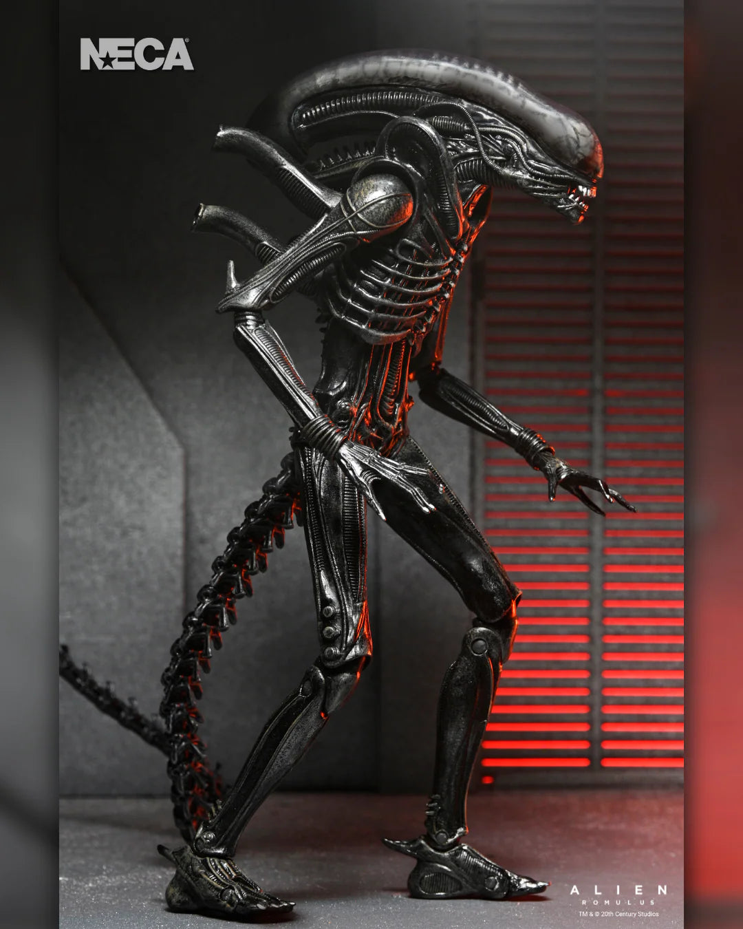 NECA - Romulus - Ultimate Xenomorph XX121 7" Scale Action Figure