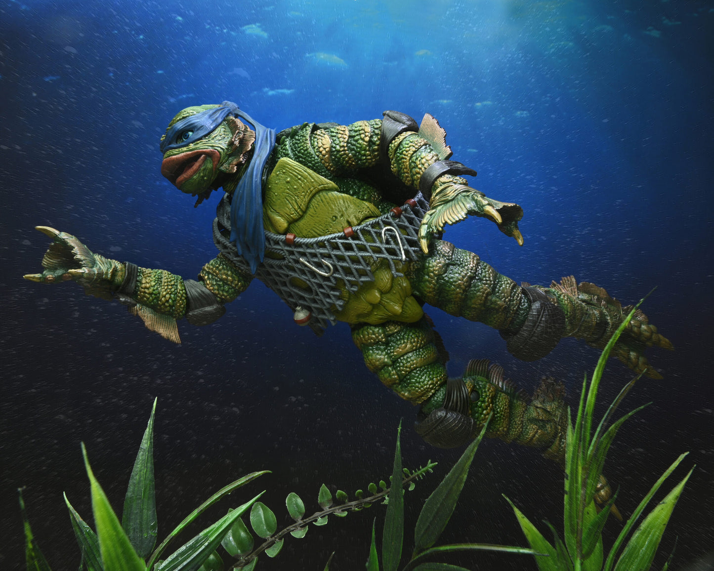 NECA - Universal Monsters/Teenage Mutant Ninja Turtle – Ultimate Leonardo as the Creature