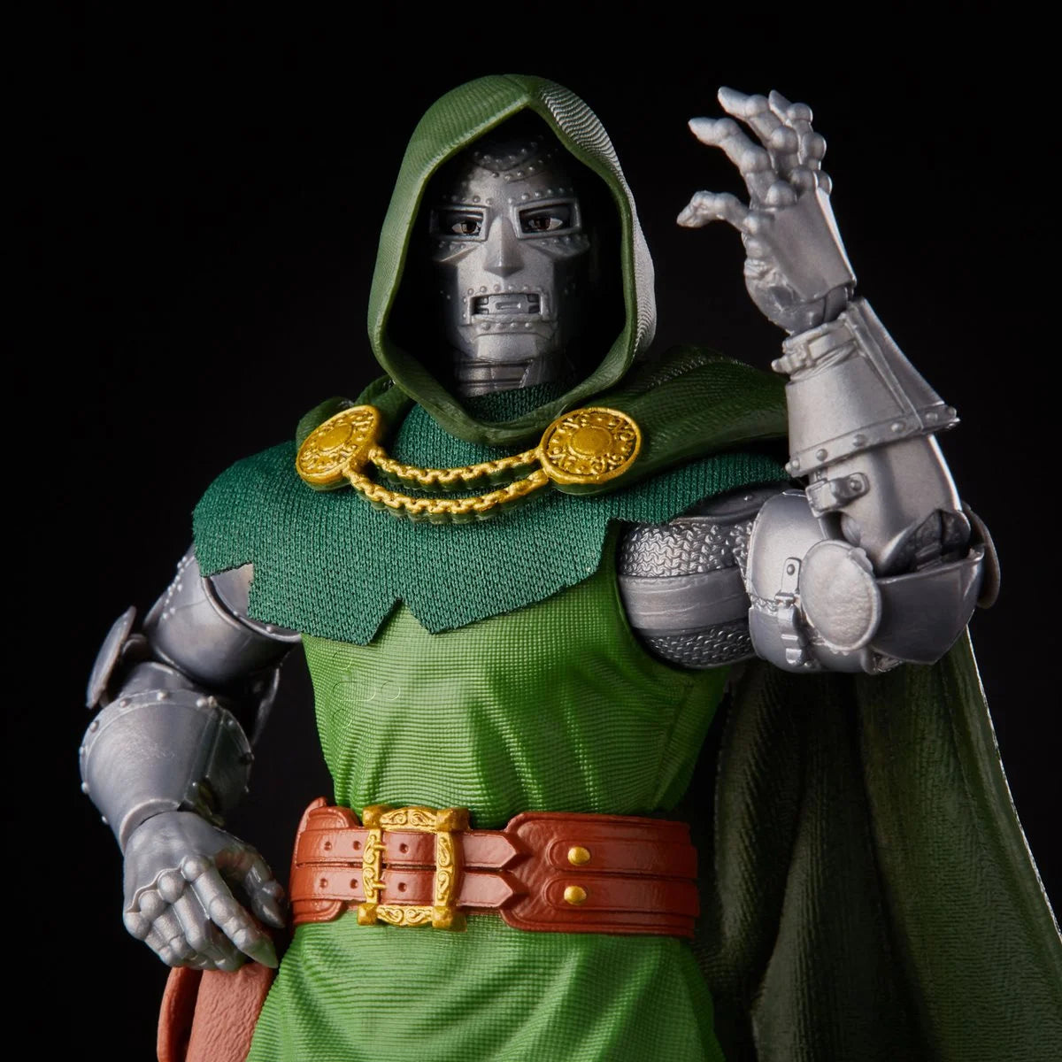 Marvel Legends - Fantastic Four - Doctor Doom -  6 Inch Action Figure