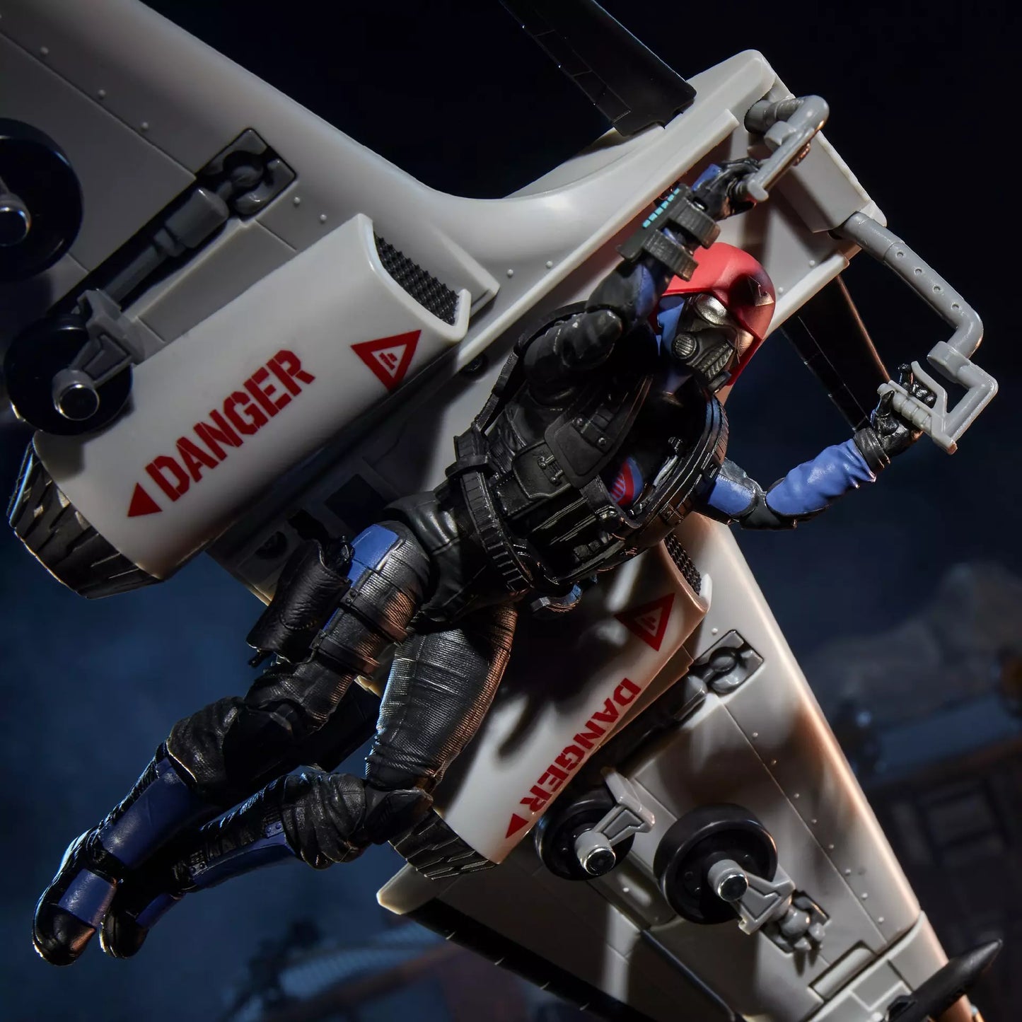 G.I. Joe - Classified Series -  #152 - Cobra Pilot Action Figure & Cobra C.L.A.W.