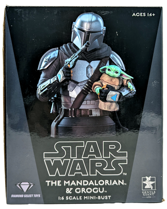 Star Wars The Mandalorian with Grogu Exclusive Mini Bust