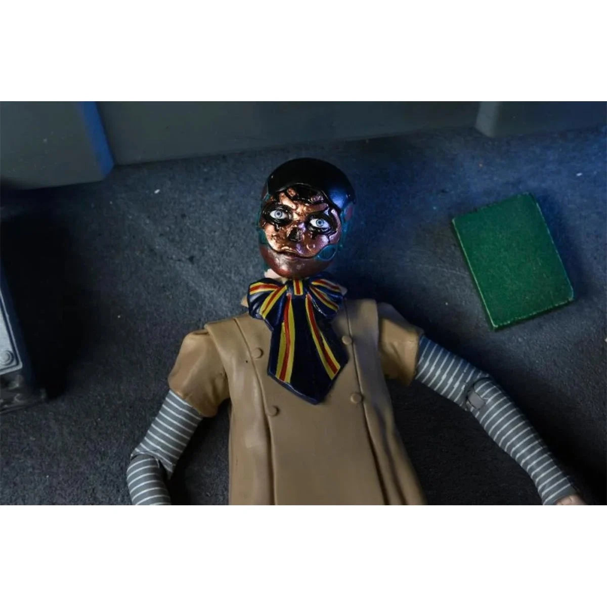 NECA - M3GAN Ultimate M3GAN 7-Inch Scale Action Figure