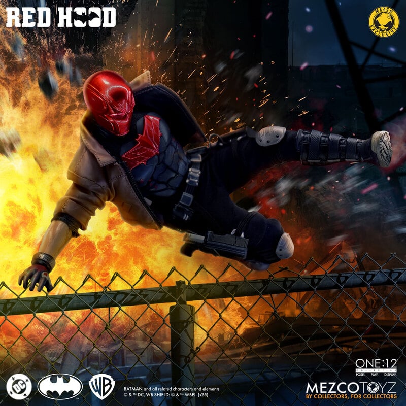 Mezco - Exclusive - One:12 Collective - Red Hood - 6" Action Figure
