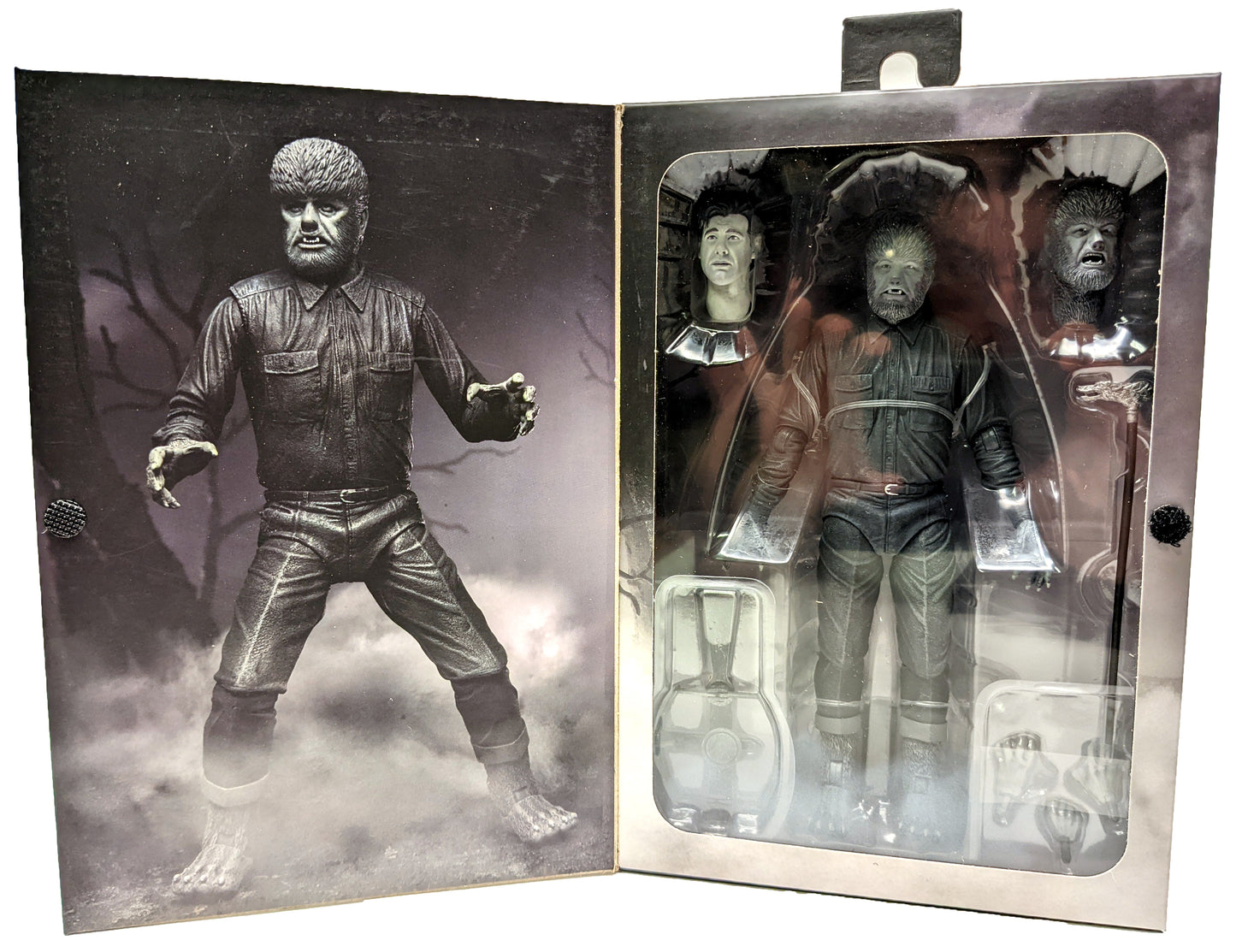 NECA - Universal Monsters - The Wolf Man - 7-Inch Scale Action Figure
